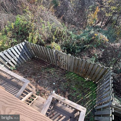 302 PINNACLE DR, Stafford, VA 22554