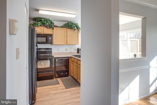 302 PINNACLE DR, Stafford, VA 22554