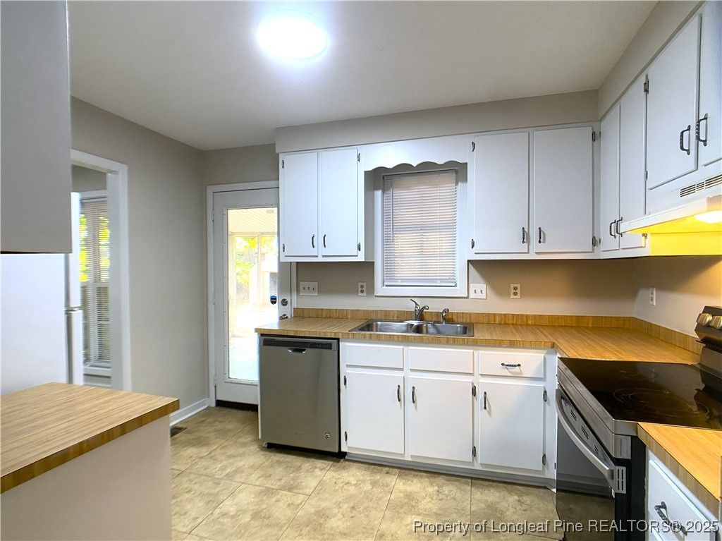 416 Bayberry Court, Fayetteville, NC 28314 — photo 12