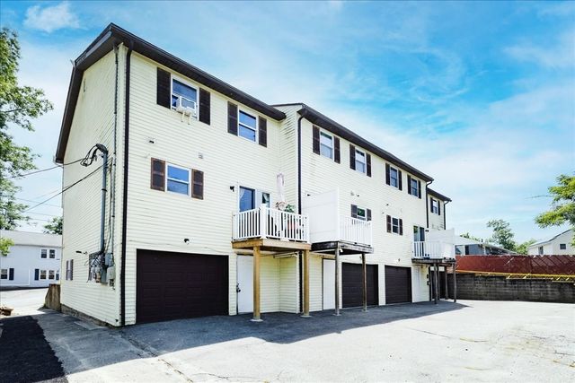 47 Kent St A, Lawrence, MA 01843