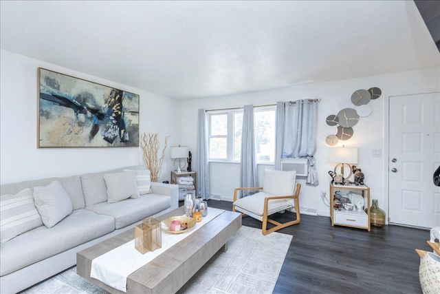 47 Kent St A, Lawrence, MA 01843