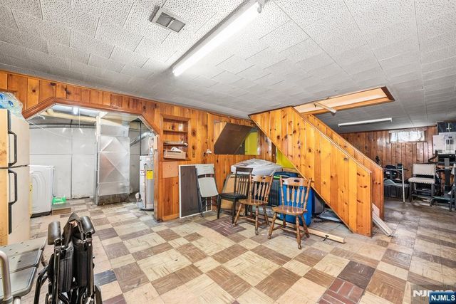 552 N Main Street, Lodi, NJ 07644