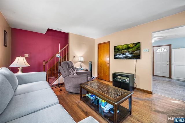 552 N Main Street, Lodi, NJ 07644