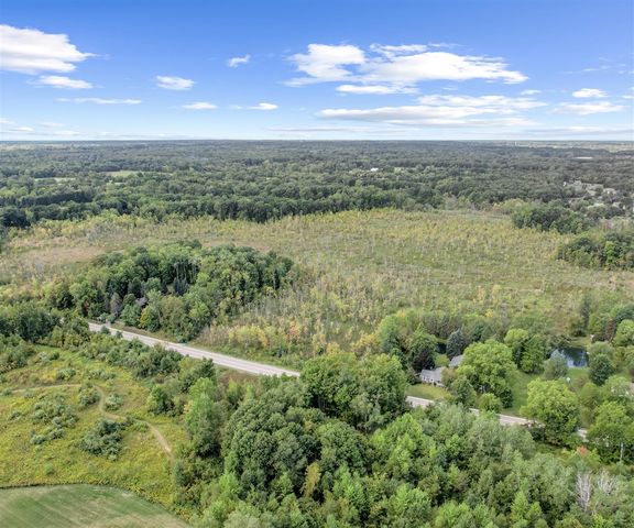 21193 N Dixboro Road, South Lyon, MI 48178