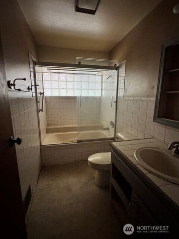 1006 17th Street SE, Auburn, WA 98002
