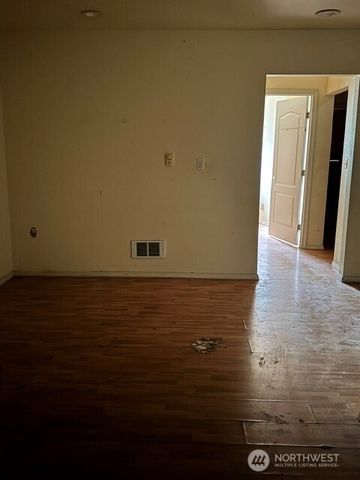 1006 17th Street SE, Auburn, WA 98002
