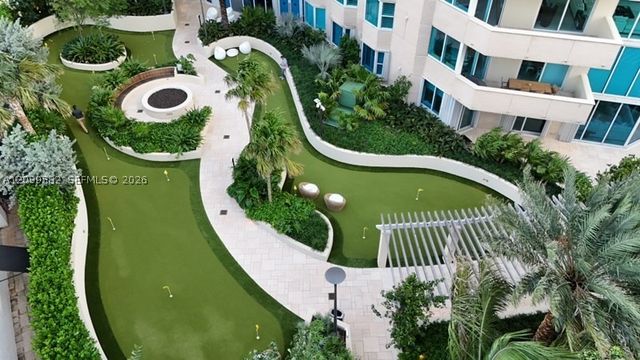 300 S Pointe Dr 809, Miami Beach, FL 33139