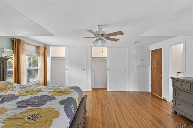 32 Hunters Ln, Amherst, NY 14221