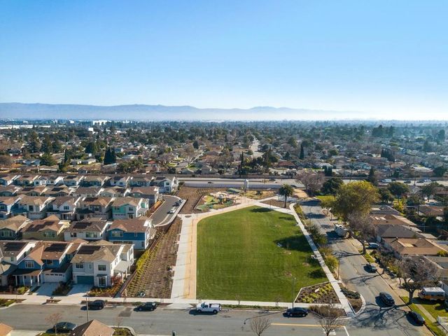 742 Torreya Avenue, Sunnyvale, CA 94086