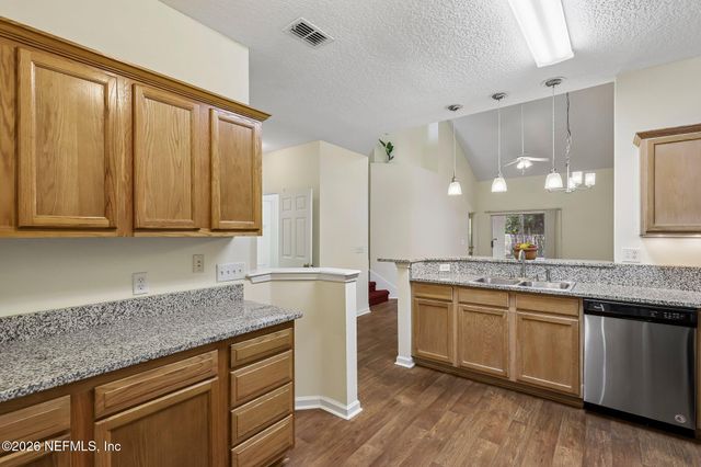 2426 OLD PINE Trail, Fleming Island, FL 32003