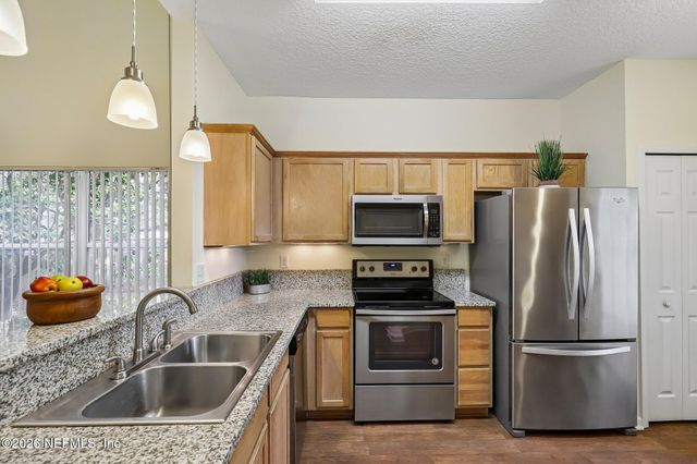 2426 OLD PINE Trail, Fleming Island, FL 32003