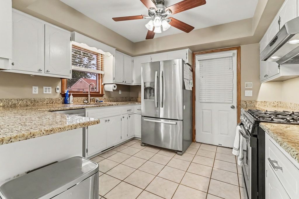 155 Kay Street, Manhattan, IL 60442 — photo 3