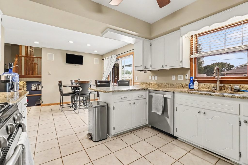 155 Kay Street, Manhattan, IL 60442 — photo 4