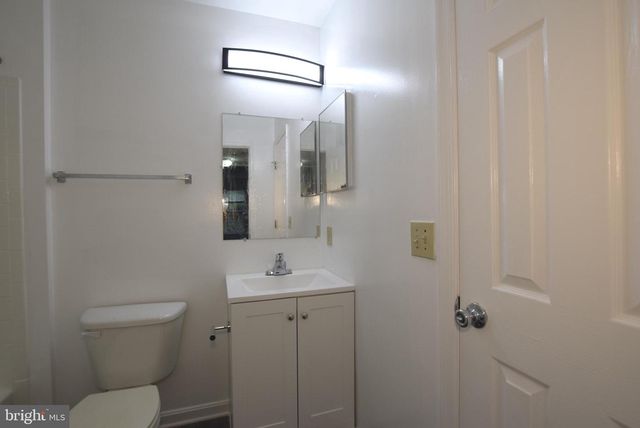 13850 CROSSTIE DR, Germantown, MD 20874