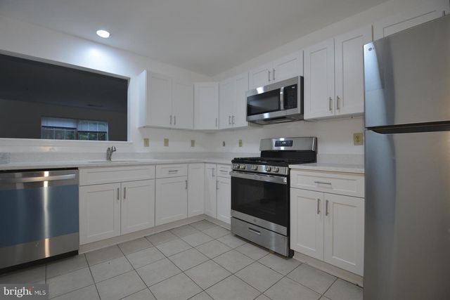 13850 CROSSTIE DR, Germantown, MD 20874