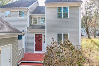 9 Winnecunnet Dr 9, Norton, MA 02766