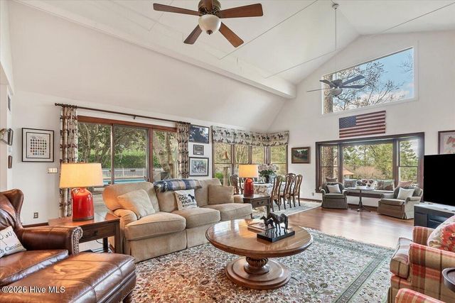 230 Old Dewberry Lane, Southern Pines, NC 28387