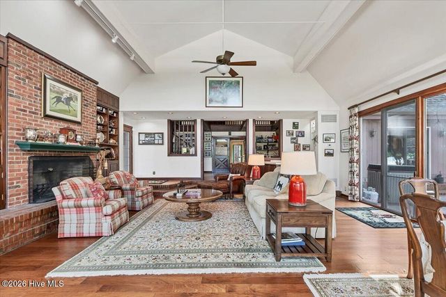 230 Old Dewberry Lane, Southern Pines, NC 28387