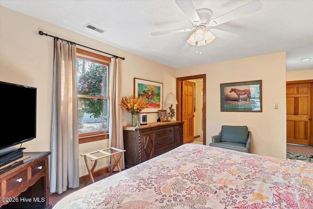 230 Old Dewberry Lane, Southern Pines, NC 28387