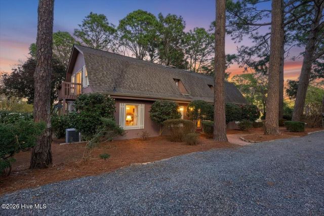 230 Old Dewberry Lane, Southern Pines, NC 28387