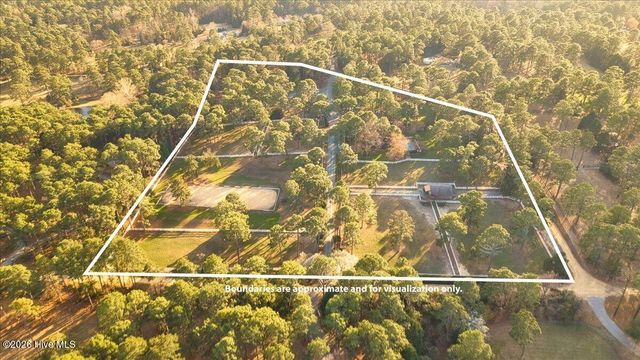 230 Old Dewberry Lane, Southern Pines, NC 28387