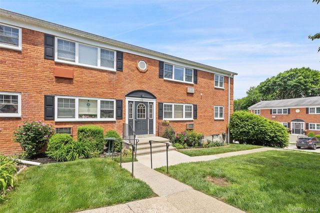 1879 Crompond Road F3, Peekskill, NY 10566