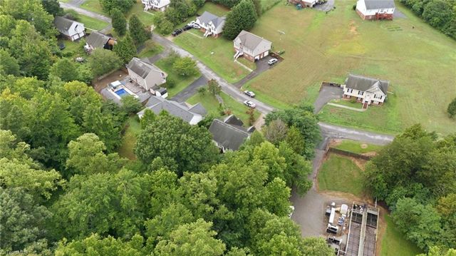 6951 Rangecrest Road, Belews Creek, NC 27009