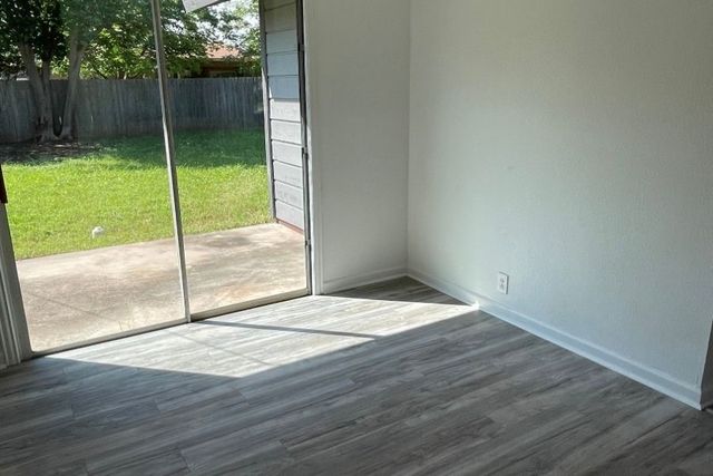 1614 Wood Street, Brownwood, TX 76801