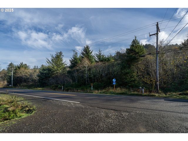 500 Sandlake Rd, Cloverdale, OR 97112
