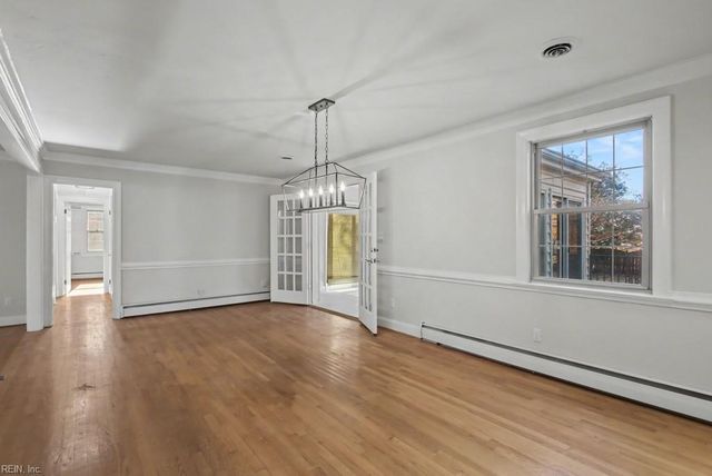 4049 Oak DR, Chesapeake, VA 23321