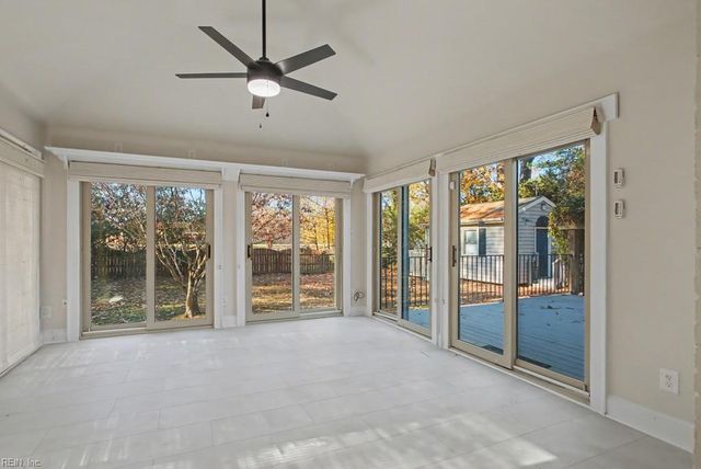 4049 Oak DR, Chesapeake, VA 23321