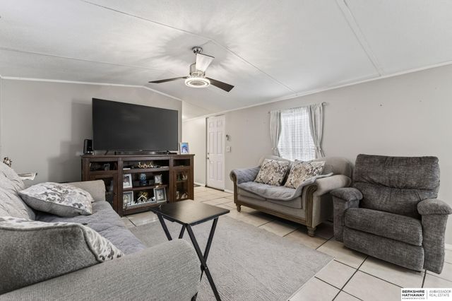 12845 Manderson Plaza Lot 217, Omaha, NE 68164