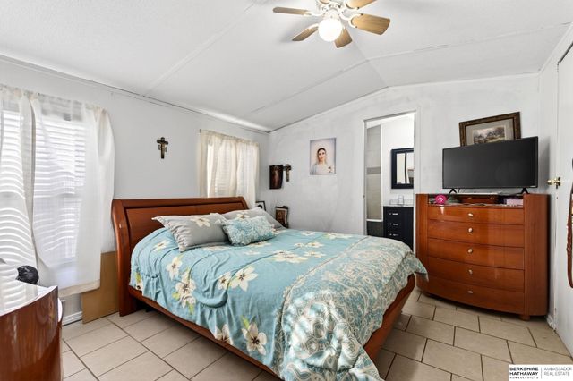 12845 Manderson Plaza Lot 217, Omaha, NE 68164