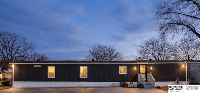 12845 Manderson Plaza Lot 217, Omaha, NE 68164