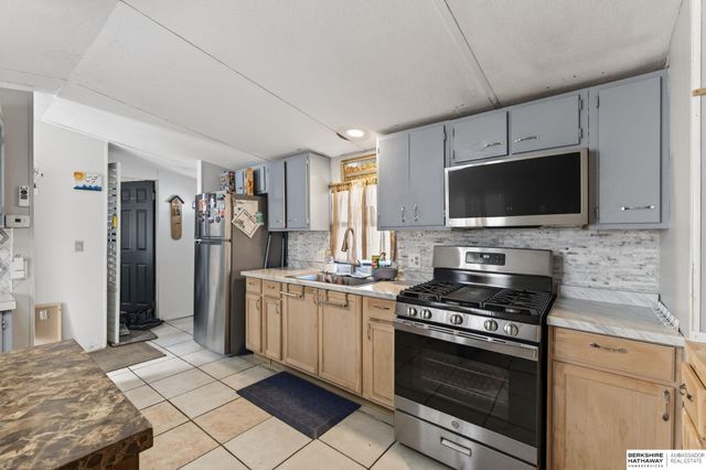 12845 Manderson Plaza Lot 217, Omaha, NE 68164