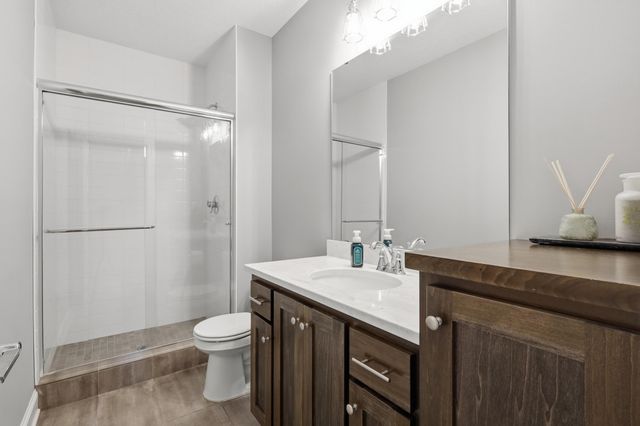 18447 75th Place N, Maple Grove, MN 55311