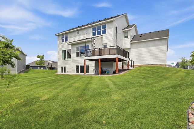 18447 75th Place N, Maple Grove, MN 55311