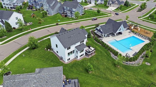 18447 75th Place N, Maple Grove, MN 55311
