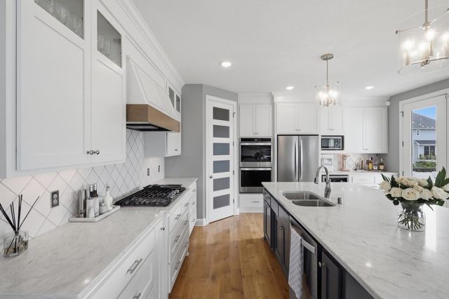 18447 75th Place N, Maple Grove, MN 55311