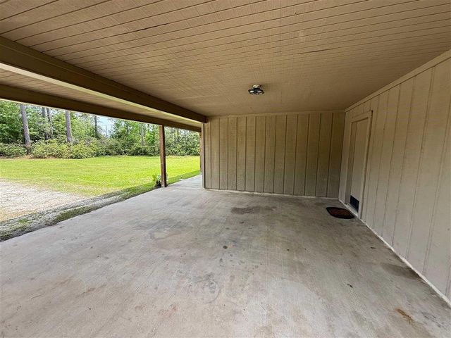 400 N Kingston Square, Lake Charles, LA 70611