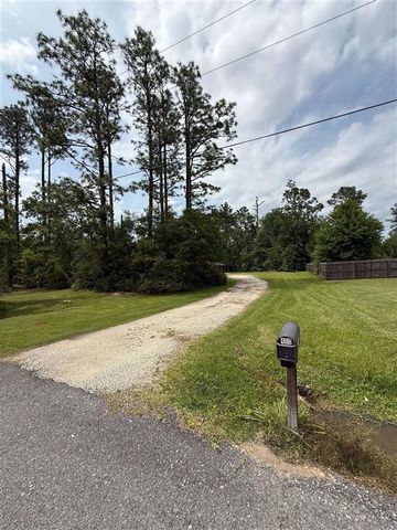 400 N Kingston Square, Lake Charles, LA 70611