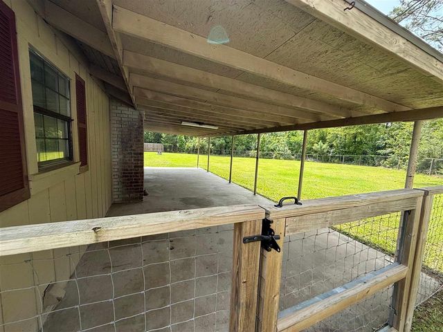 400 N Kingston Square, Lake Charles, LA 70611