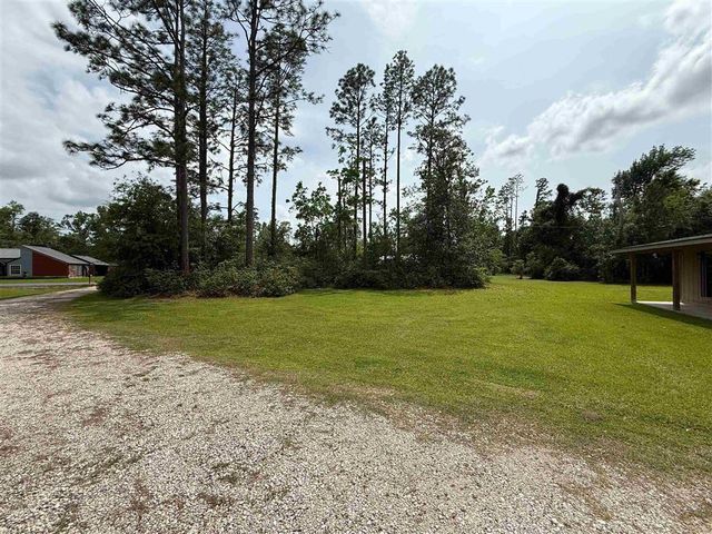 400 N Kingston Square, Lake Charles, LA 70611