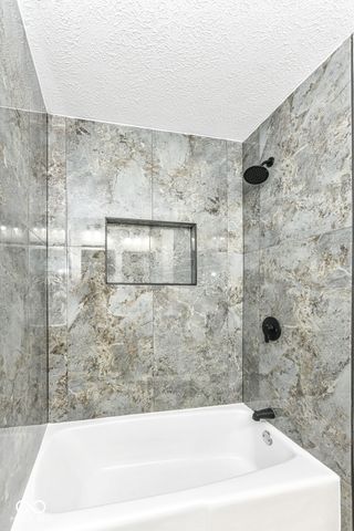 567 Hawthorne Drive, Carmel, IN 46033