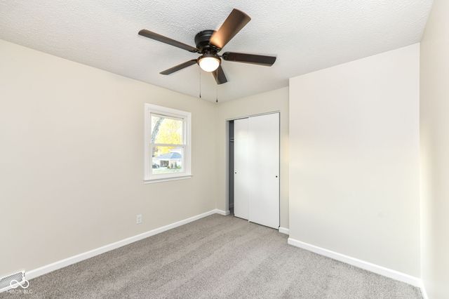 567 Hawthorne Drive, Carmel, IN 46033