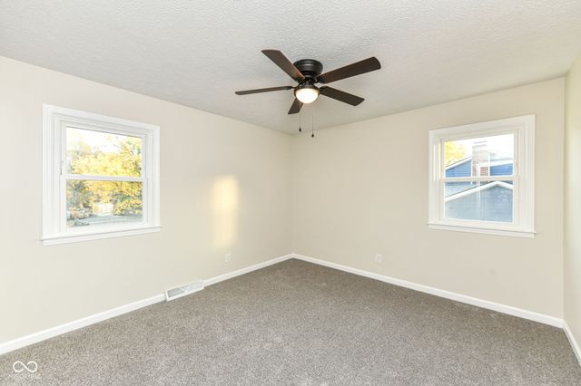 567 Hawthorne Drive, Carmel, IN 46033