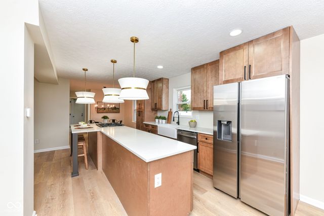 567 Hawthorne Drive, Carmel, IN 46033