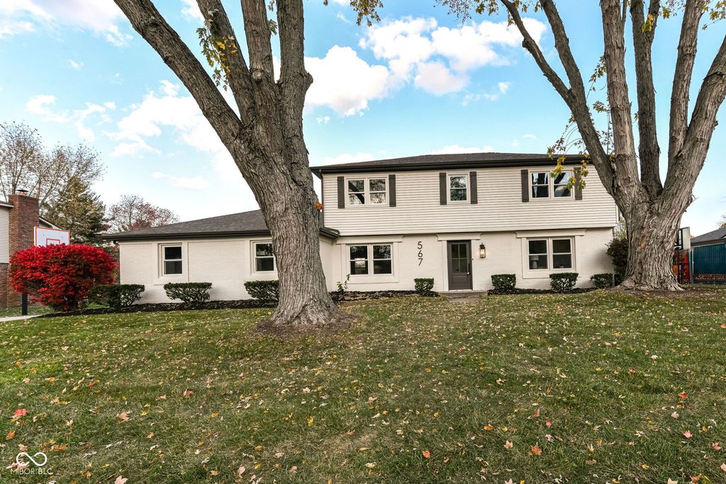 567 Hawthorne Drive, Carmel, IN 46033