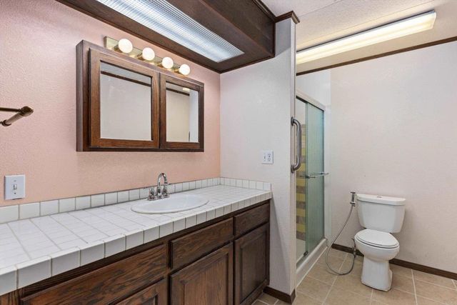 2280 E Valley Pkwy 46, Escondido, CA 92027