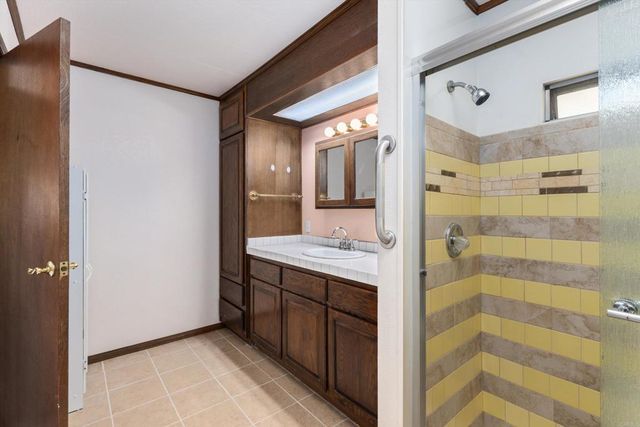 2280 E Valley Pkwy 46, Escondido, CA 92027